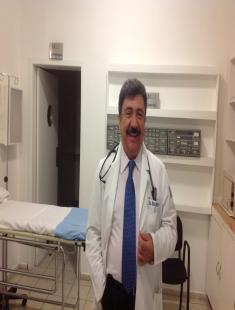 Dr. Gerardo León Navarrete